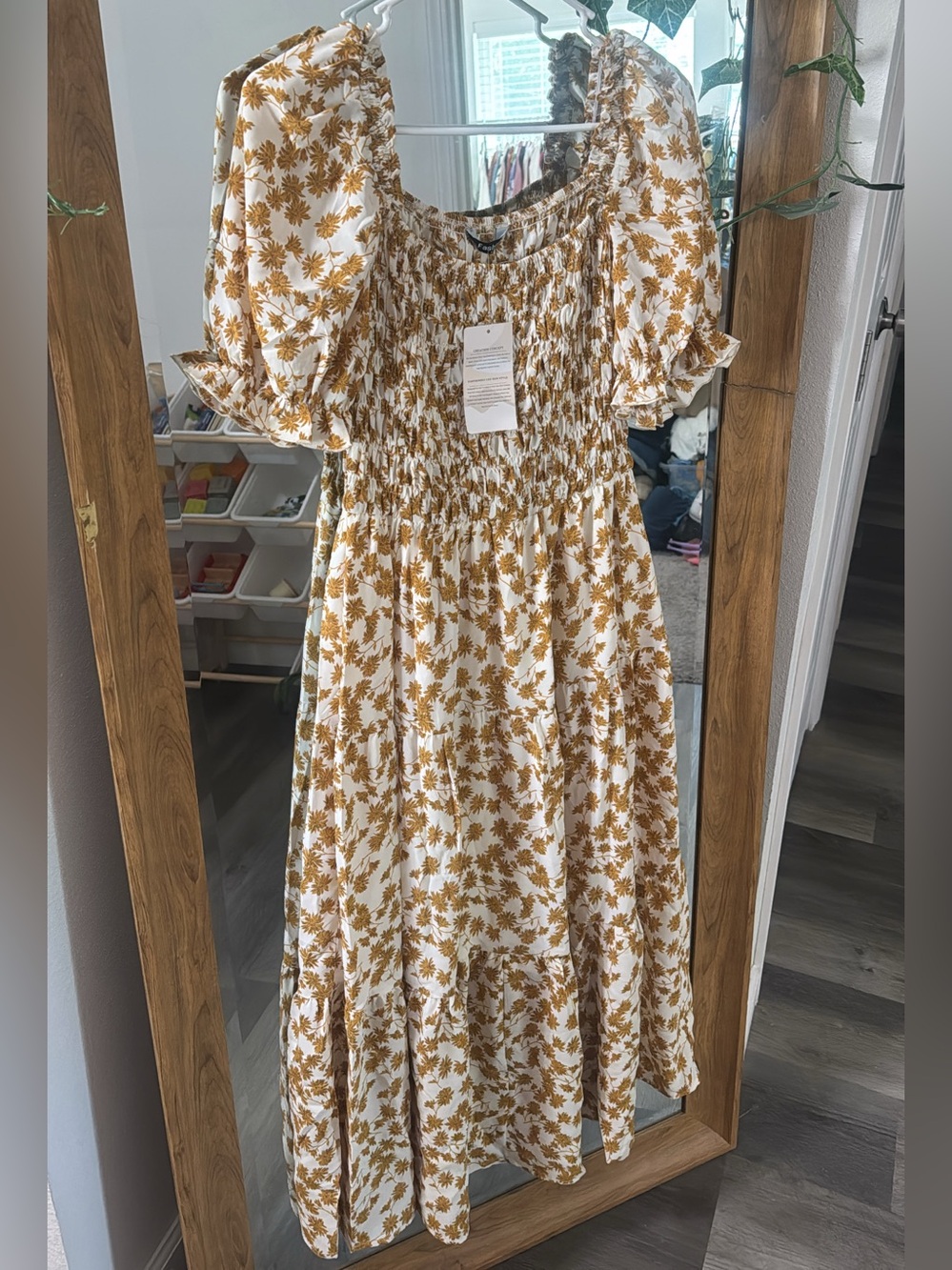 BNWT PrettyGarden Floral Midi Dress - Picture 2 of 2